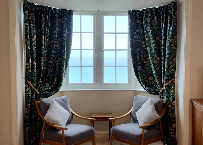 Chough\'S Nest Hotel